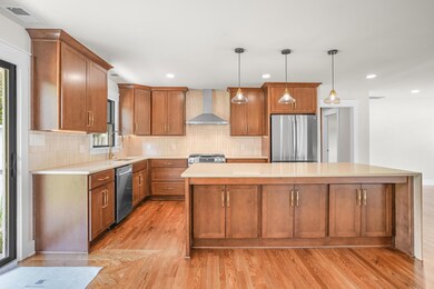 1913 Fontaine Rd unit 1915, Lexington, KY 40502 - photo 7