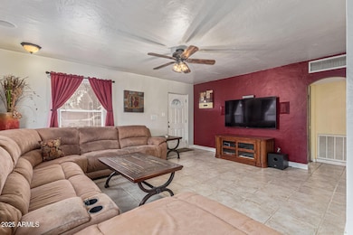 2710 E Amelia Ave, Phoenix, AZ 85016 - photo 7