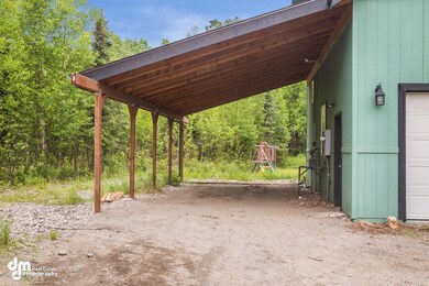 4165 N Farm Fields Place-large-035-32-Pa