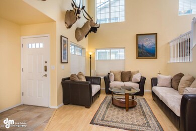 Front Living Room_Entryway 9575-SMALL