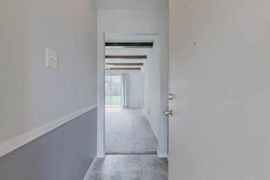 10610 Kirkglen Dr, Houston, TX 77089 - photo 5