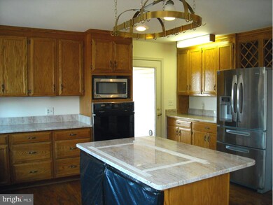 3255 Titanic Dr, Stafford, VA 22554 - photo 5