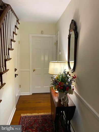 814 Sunset Hollow Rd, West Chester, PA 19380 - photo 2