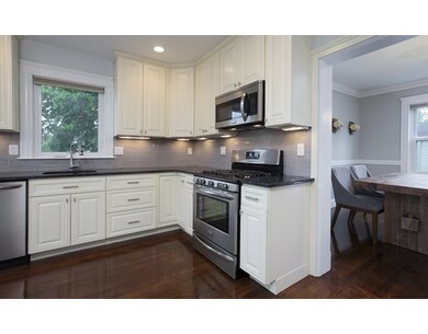 53 Hemlock Rd, West Roxbury, MA 02132 - photo 4