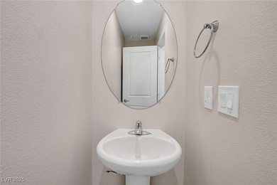 6259 Whippet Ave, Las Vegas, NV 89122 - photo 5