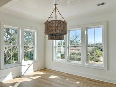 Breakfast Room