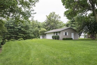 2944 Thinnes St, Cross Plains, WI 53528 - photo 3