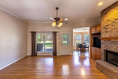 721 Arledge St, Azle, TX 76020 - photo 4