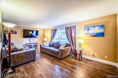 653 E Fox Hills Dr unit 49, Bloomfield Hills, MI 48304 - photo 5