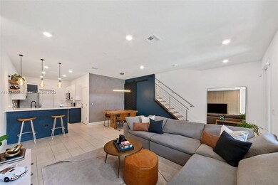 5180 Eucalyptus Dr unit 2, Hollywood, FL 33021 - photo 7