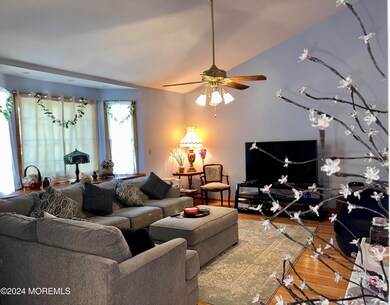 76B Telegraph Hill Rd, Holmdel, NJ 07733 - photo 5