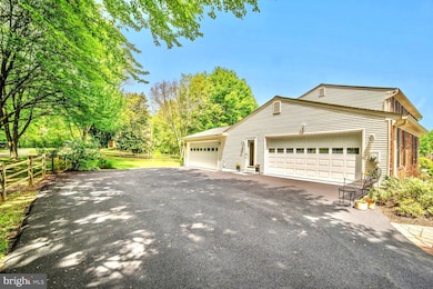 2910 Greenhill Ct, Ijamsville, MD 21754 - photo 6