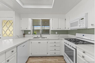 601 N Kirby St unit 246, Hemet, CA 92545 - photo 3