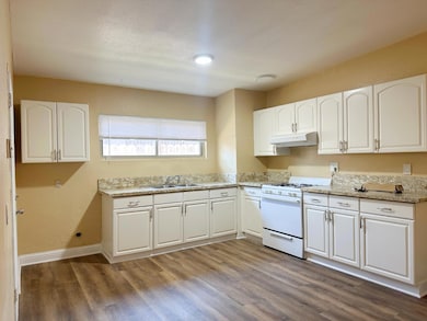 2723 E Lansing Way, Fresno, CA 93726 - photo 5