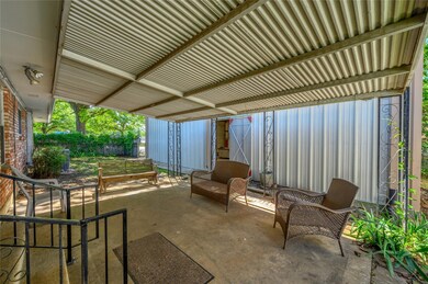 1300 Crestview Dr, Denison, TX 75020 - photo 7