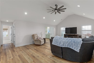 2321 Lilly St, Effingham, IL 62401 - photo 7