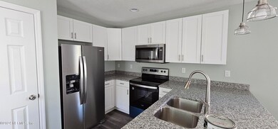 1247 Pangola Dr, Jacksonville, FL 32205 - photo 7