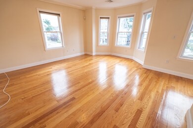 44 Vernon St unit 4, Waltham, MA 02453 - photo 5