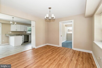 4720 Ramsgate Ln, Bowie, MD 20715 - photo 5