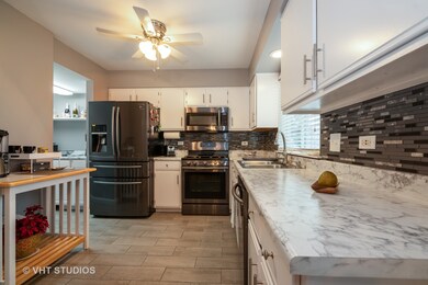 1902 Cambridge Dr, Carpentersville, IL 60110 - photo 2