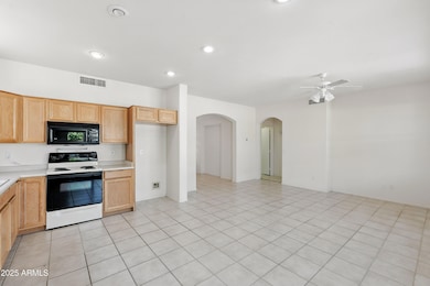 17934 W Deneen Way, Surprise, AZ 85374 - photo 4