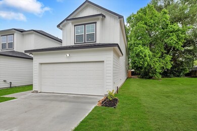 977 Junell St, Houston, TX 77088 - photo 3