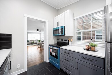 4642 N High Street Condominium St unit 4642, Columbus, OH 43214 - photo 7