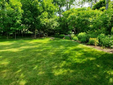 1025 Meadow Ln, Dunbarton, NH 03046 - photo 5