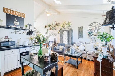 7308 Melrose Ln, Shawnee, KS 66203 - photo 4