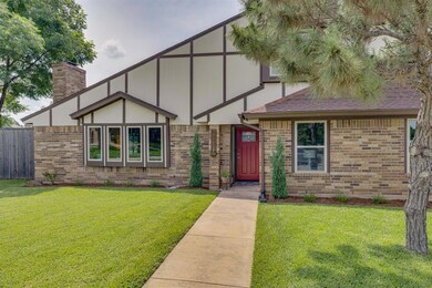 2040 Oakmeadow Ct, Bedford, TX 76021 - photo 3