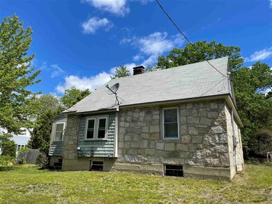 32 Hale Ave, Hooksett, NH 03106 - photo 4