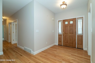 4 14 Everson Way