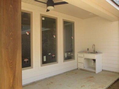 325 Saint Landry Dr, Pineville, LA 71360 - photo 5