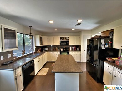 1610 E Robertson Ave, Copperas Cove, TX 76522 - photo 7