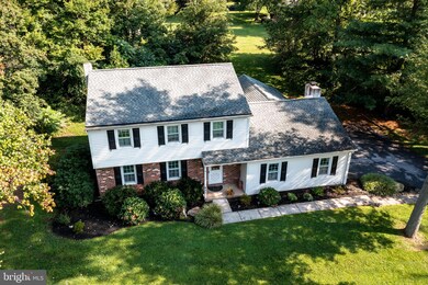 821 Hunters Run Rd, Pottstown, PA 19465 - photo 4