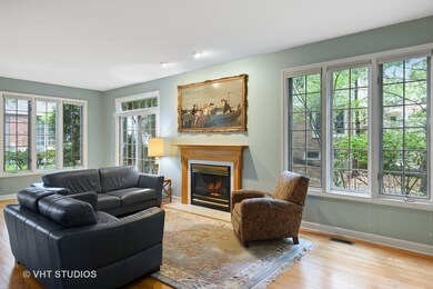 4255 Meadowview Dr, Glenview, IL 60026 - photo 4