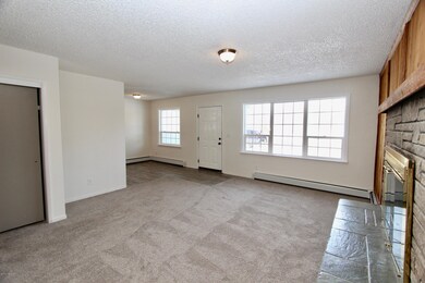 Living room to dinings