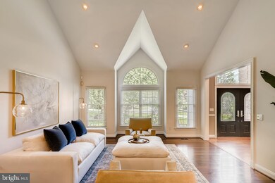 8738 Marburg Manor Dr, Lutherville Timonium, MD 21093 - photo 5