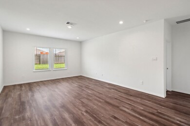 15730 Majestic Evergreen Way, Magnolia, TX 77355 - photo 2