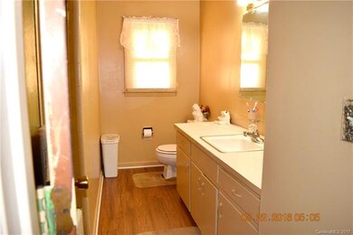 391 Holmes St, Shelby, NC 28152 - photo 5