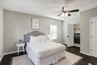 706 E 29th St, Houston, TX 77009 - photo 6