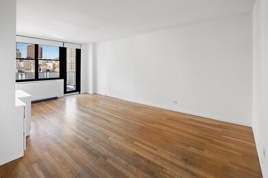 The Corniche unit 18A, New York, NY 10128 - photo 4