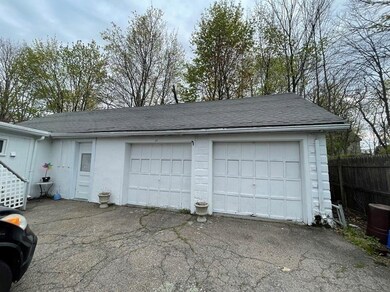 29 Frairy St unit 1, Medfield, MA 02052 - photo 3