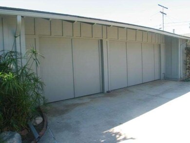 Garages between Units