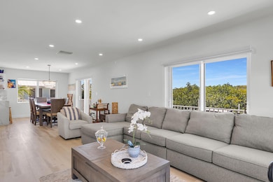 Living Room / Dining Room