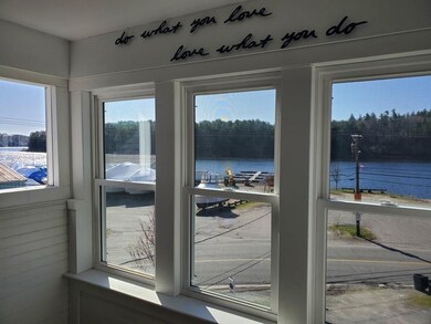 13 1/2 Merrimac St unit 2, Amesbury, MA 01913 - photo 3