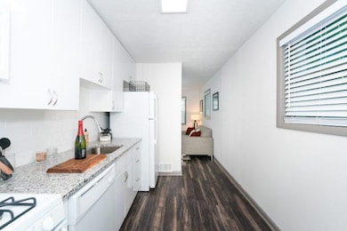 921 Myrtle St NE unit MYRT-006, Atlanta, GA 30309 - photo 2