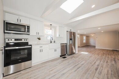 18 E Side Dr, Concord, NH 03301 - photo 6