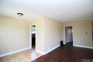 1214 E 121st St, Los Angeles, CA 90059 - photo 7