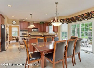 Eat in Kitchen